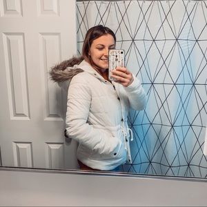 Arizona Jeans White Winter Coat with Faux Fur